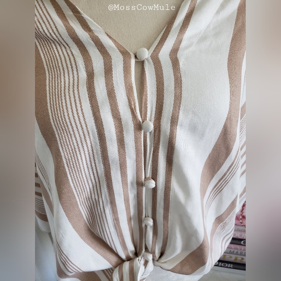 Sim & Sam Front Tie Button Down Shirt - Picture 3 of 9